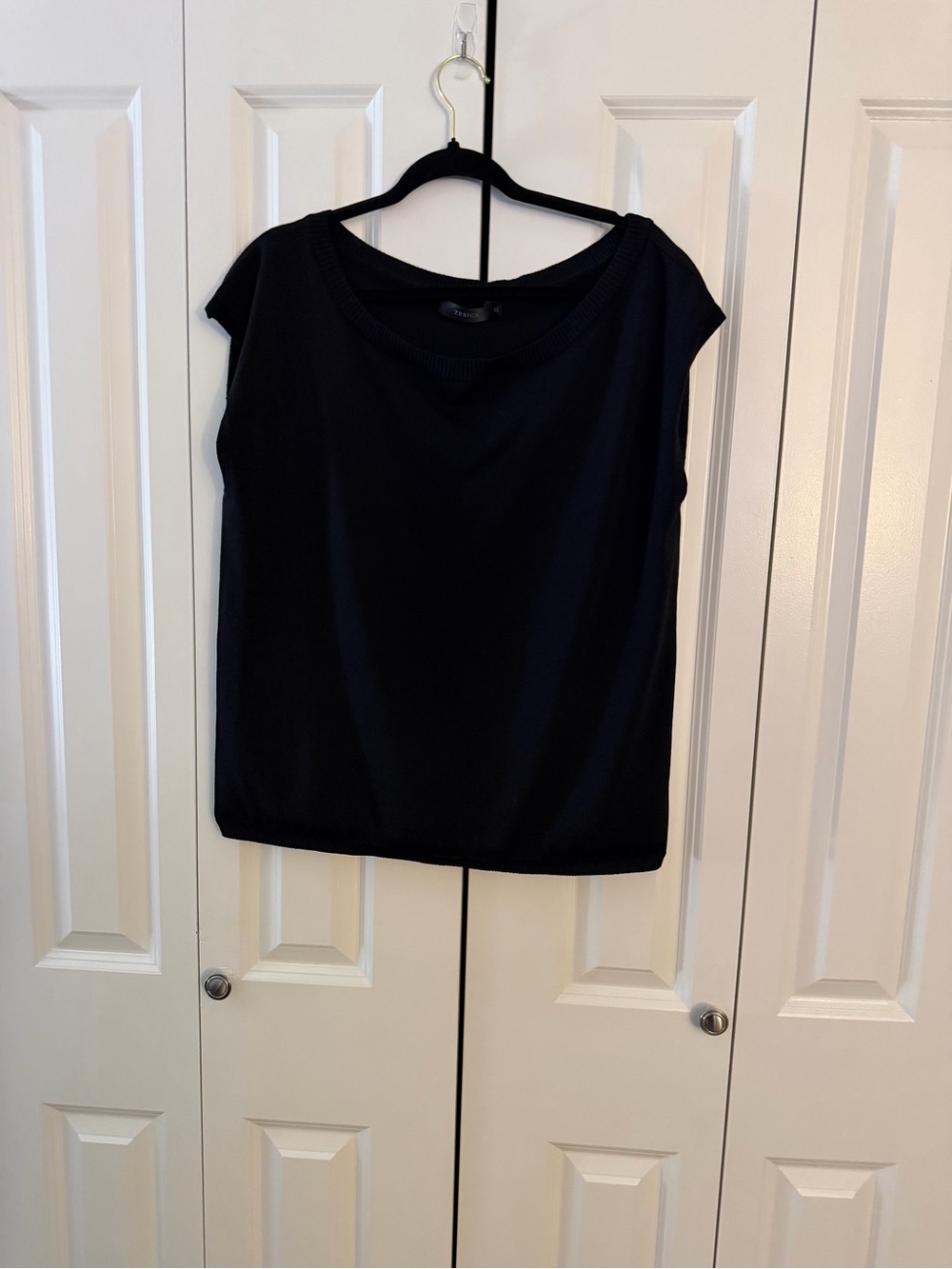 Classic Black Cap-Sleeve Scoop Neck Top